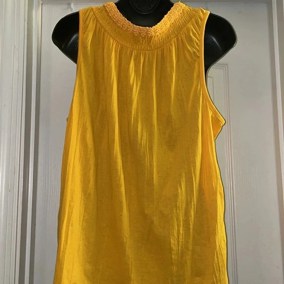 St John’s Bay Tank top - Picture 5 of 6